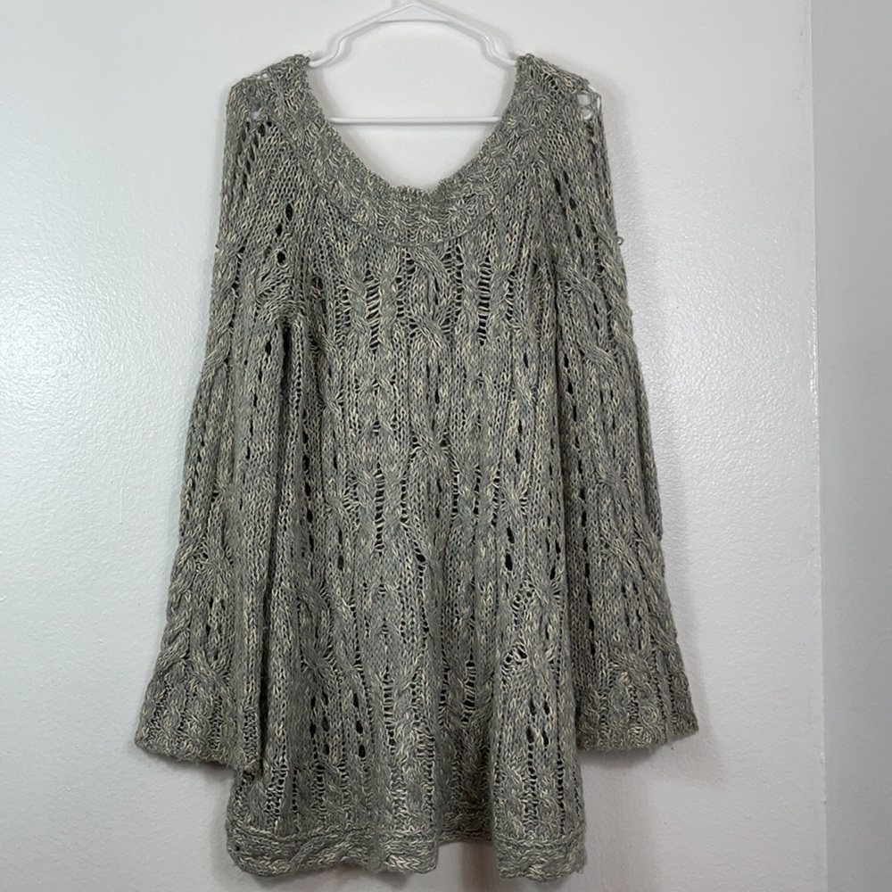Free People Chunky Knit Hi-Lo Sweater Size Large - Picture 4 of 7